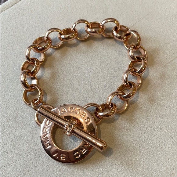Marc Jacobs ‘Toggles and Turnlocks’ Link Bracelet - Picture 1 of 6